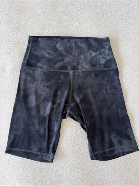 lululemon Align™ High-Rise Short 6"